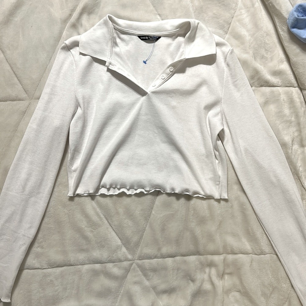 SHEIN cropped white long sleeve half button size L
